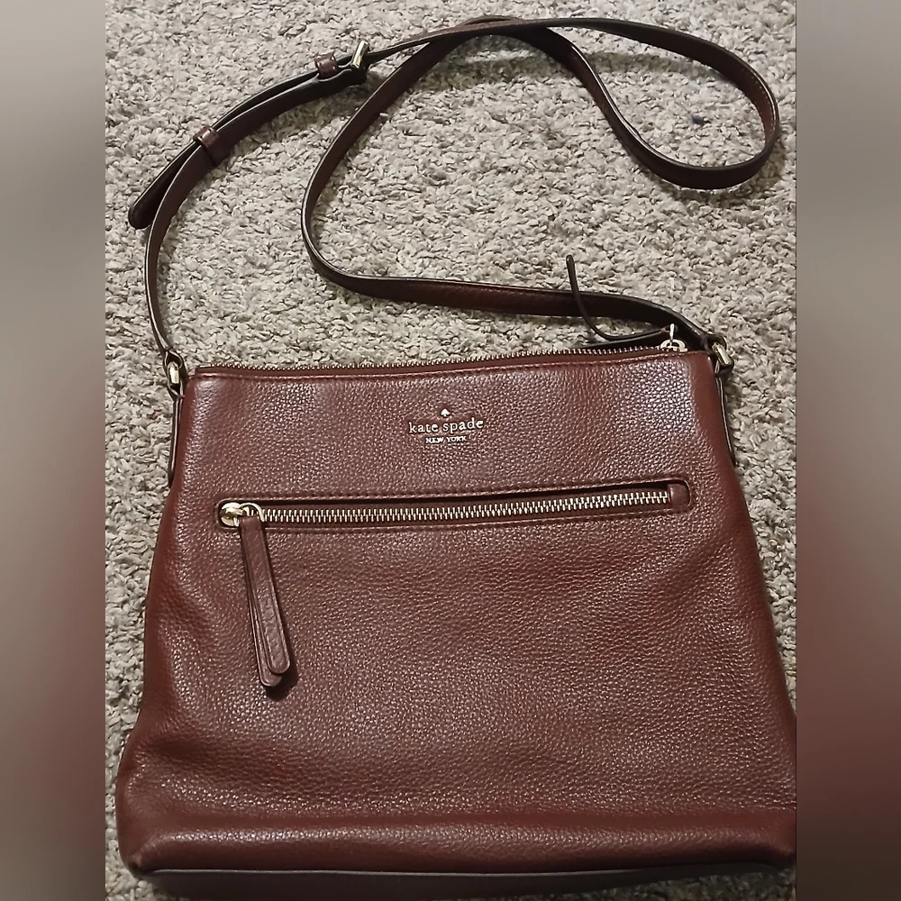 Kate Spade New York Burgundy Brown Pebbled Leather Crossbody Purse Zip Top Bag - Picture 8 of 8